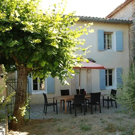 Le Domaine Jean Bed & Breakfast